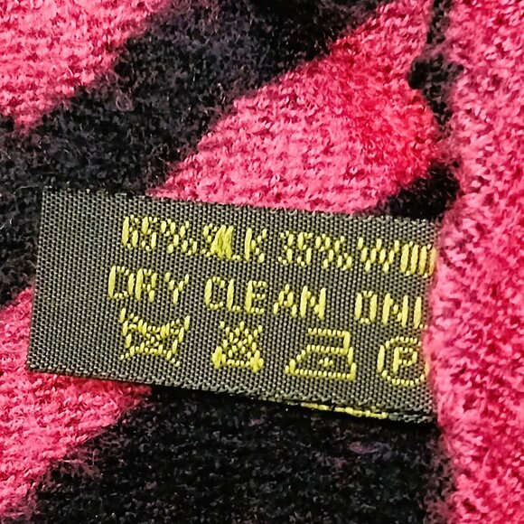 LOUIS VUITTON LV Vintage Pink Black Monogram Check Silk & Wool Scarf - Picture 11 of 12